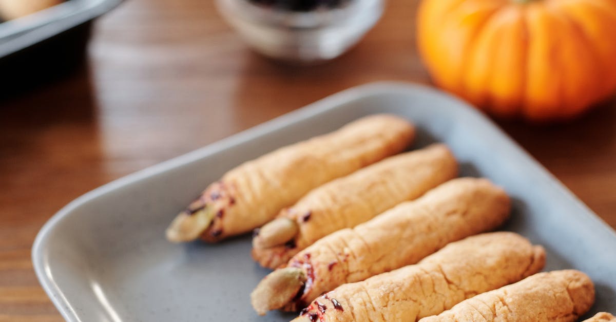 Pumpkin Butter Frosting: The Perfect Fall Topping!